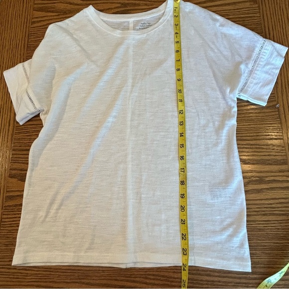 Malibu Tee by Banana Republic White Tee with Eyelet Design on Short Sleeves - Picture 5 of 7